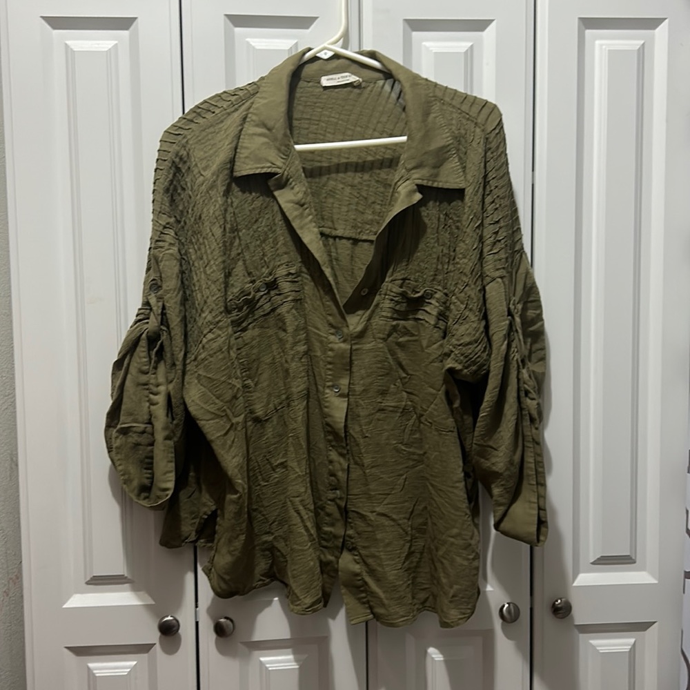 Spell button up shirt, med